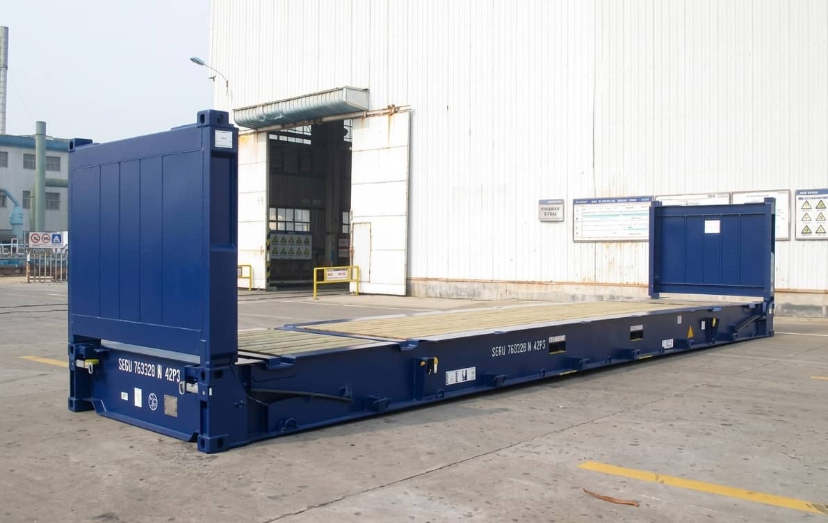 Transport de deux Capsule House E3 sur un flat-rack de 40 pieds